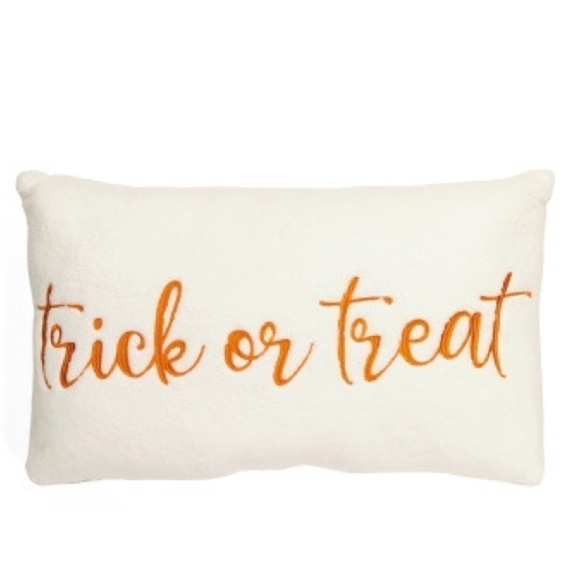 NEW TRICK OR TREAT - Beautiful Super Soft SHERPA Accent Pillow - Picture 2 of 6